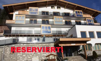 Zell am See: Liebevoll eingerichtete Ferienwohnung mit Seeblick, touristischer Nutzung und Wellnessbereich