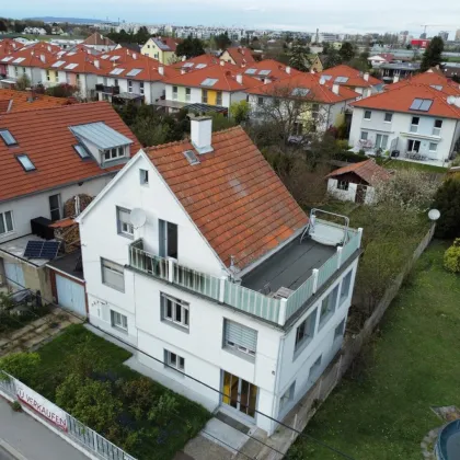 EINFAMILIENHAUS I riesiger Garten + herrliche Terrasse I Garage I Platz für die ganze Familie I Ruhelage I grüne Umgebung - Bild 2