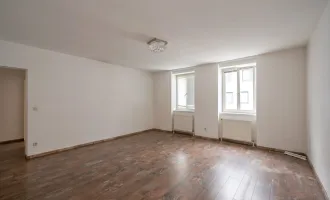 ++AIRBNB++ 3-Zimmer Altbauwohnung - großesUmbau-Potenzial