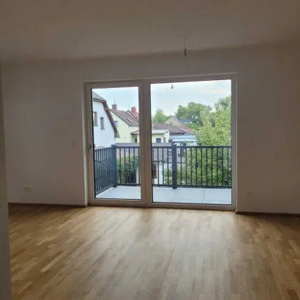 Erstbezug-Perfekte Raumaufteilung- 3 Zimmer mit Balkon in wunderschöner Lage - Bild 3