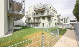 Erstbezug! Lichtdurchflutete Wohnung mit 4 Zimmer und geräumiger Balkon zu vermiten!