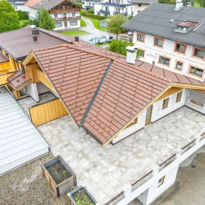 Erstbezug in sonniger 3-Zimmer-Wohnung mit riesiger Terrasse und Stellplatz in Radfeld - Bild 3