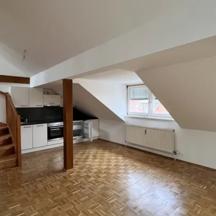 Helle 2-Zimmer-Wohnung mit Galerie in bester Lage! Ab sofort verfügbar! - Bild 2