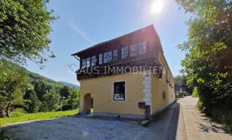 Wachau: großes Grundstück und Bachlauf + Haus mit herrlichem Ausblick