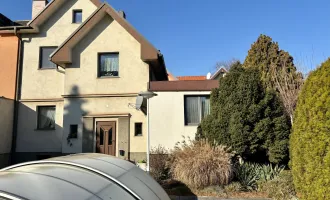 SCHULTZ IMMOBILIEN - Tolles Einfamilienhaus mit Pool ! Extra Baugrund!