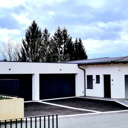 Erstbezug ! Grosszügiger Luxus-Bungalow mit 4-fach Garage in 8230 Hartberg - Bild 2