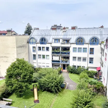 Charmante Garconnierè mit Balkon in den Innenhof - ideal entweder als Anlage bzw. kleine Stadtwohnung geeignet - Bild 2