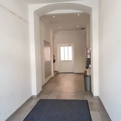 2 Wohnungen im sanierten Altbau mit Lift - nähe Elterleinplatz - auch Einzeln möglich - Bild 3