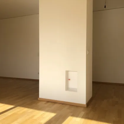 Helle 3-Zimmer Wohnung mit Loggia, Balkon und Parkplatz - Bild 2