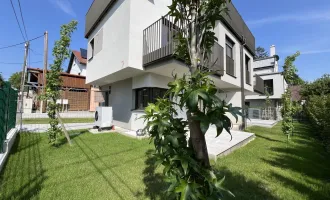 Erstbezug, wunderschöne sonnige Haushälfte, gute Anbindung ins Zentrum