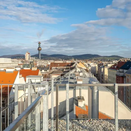 NEUER PREIS: Für Design-Poeten: exklusives Penthouse mit XL-Dachterrasse & erstklassiger Architektur - Bild 2