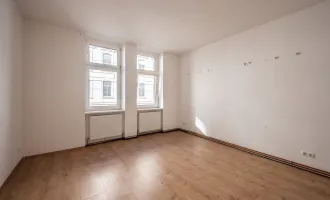 +++NEU+++ Sanierungsbedürftige 2-Zimmer Altbau-Wohnung