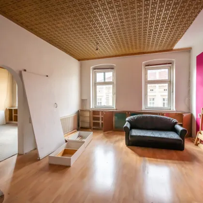 ++NEU++ Sanierungsbedürftige 3-Zimmer Altbau-Wohnung in tolle Lage viel Potenzial! - Bild 3