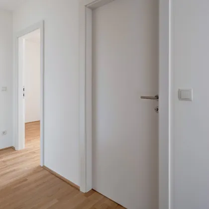 Moderne Traumwohnung in Deutsch-Wagram - Erstbezug, 2 KFZ Abstellplätze, Loggia, 3 Zimmer, 78.55m² - PROVISION BEZAHLT DER ABGEBER - Bild 2