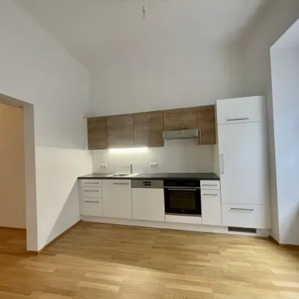 Herrengasse - sanierte Altbau 2-Zimmer-Wohnung. UNBEFRISTET zu vermieten! - Bild 2