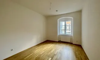 Herrengasse - sanierte Altbau 2-Zimmer-Wohnung mit großzügiger Einbauküche - UNBEFRISTET zu vermieten!