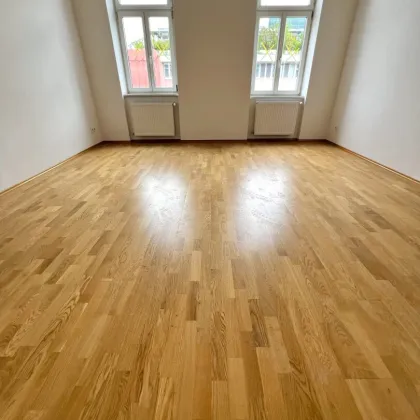 Top-Lage: 69m² Altbau-Wohnung, 2 Zimmer für 439.000 € - Bild 2