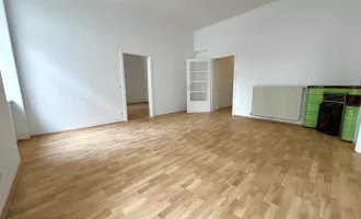 100m² Altbauwohnung: 3-Zimmer. 2 Bäder mit moderner Küche & Ausstattung