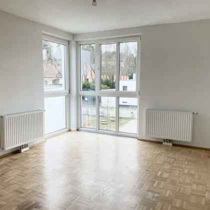 PROVISIONSFREI VOM EIGENTÜMER! SANIERUNGSBEDÜRFTIGE 2-ZIMMER-WOHNUNG MIT LOGGIA! - Bild 2