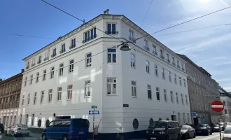 Traumhafte 51m² Wohnung in Stilaltbau: 2 Zimmer, moderne Einbauküche, für 319.000 €