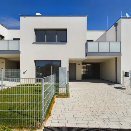 Erstbezugstraum in Wolkersdorf: IK Reihenhaus 6,  herrlichem Garten und Terrasse - klimaaktiv GOLD-Haus - Bild 2