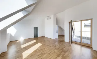 Erstbezug nach Fertigstellung: klimatisiertes 1,5 Zimmer Loft mit Terrasse und herrlichem Fernblick