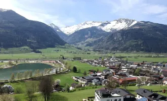 Gepflegtes Wohnhaus mit großem Grundstück in sonniger Lage