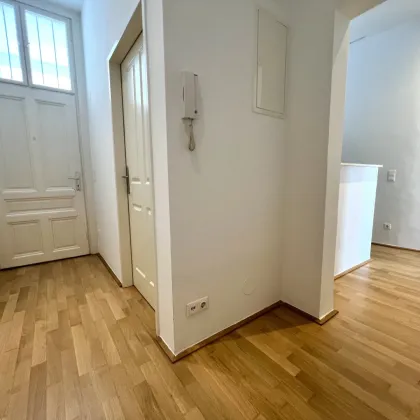 Charmante Altbauwohnung: 2 Zimmer, vollrenoviert mit Top Ausstattung: 279.000,- € - Bild 2