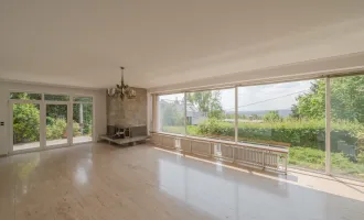 Einfamilienhaus mit traumhaften hellen Wohnbereichen, Blick ins Grüne und in absoluter Ruhelage