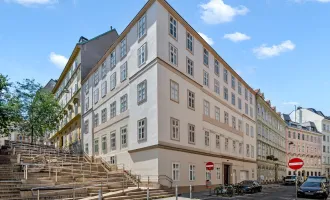 NEU! Einmalige Gelegenheit! Sanierungsbedürftiges Altbau-Juwel! 7-Zimmer-Wohnung in Prestigeträchtiger Lage! 