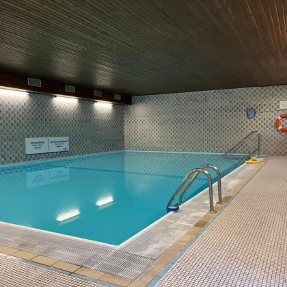 Ruhe und Natur - Erstbezug nach Sanierung // Premiumwohnung mit 2 Schlafzimmern und Indoor-Pool - Bild 2