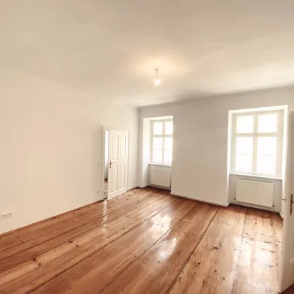 ALTBAUJUWEL! Altbaucharme trifft modernes Ambiente - Geräumige 3-Zimmerwohnung in bester Lage in 1090 Wien! - Bild 2