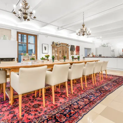 Exquisites Townhouse auf 4 Ebenen: ideal als Büro und Wohnkombination - Bild 3