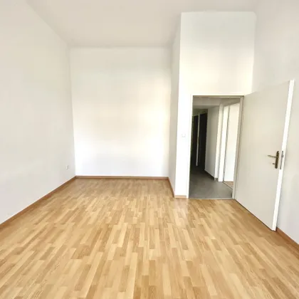 Ruhige 3-Zimmer-Altbauwohnung! - Bild 3