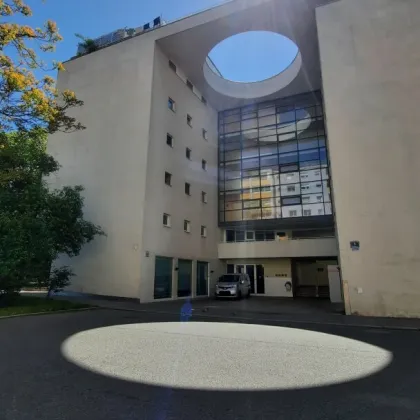 UNVERBAUBARER WEITBLICK IN GRÜNRUHELAGE MIT GROSSER TERRASSE - Bild 2