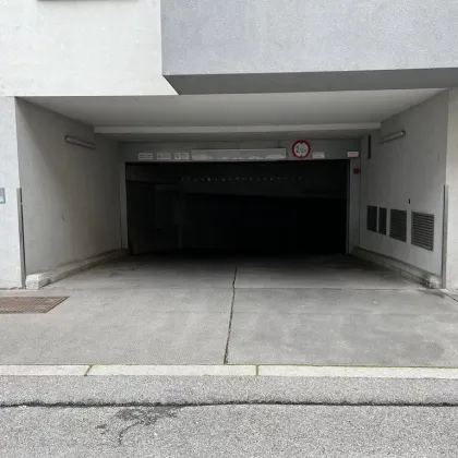 KFZ || Tiefgaragenstellplatz || Voltagasse || bis zu 3 Stellplätze nebeneinander verfügbar - Bild 2