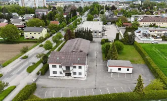 Büro-Verwaltung mit Lager-Produktionshalle-große Wohnung -Parkfläche-Garten