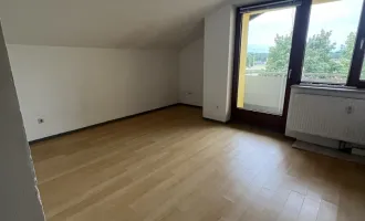 2-Zimmerwohnung mit Loggia und Gartenbenutzung!