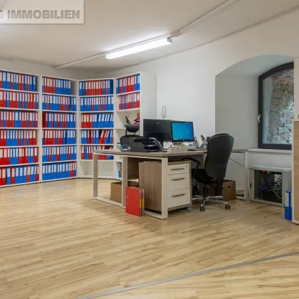 Exklusives Büro im historischen Wehrturm - Bild 3