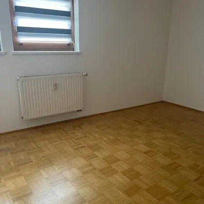 Großzügige 2-Zimmer-Dachgeschoßwohnung im Herzen der Grazer Innenstadt /Grabenstrasse - Bild 3