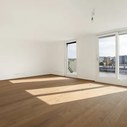 ERSTBEZUG mit ca. 14 m² TERRASSE | 4-Zimmer Dachgeschoss | TG-Stellplatz optional | Nachhaltiges Wohnbauprojekt - Bild 2