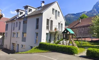 MEHRFAMILIENHAUS - TOP Zustand eingebettet im historischem Altstadtzentrum mit beeindruckender Kulisse