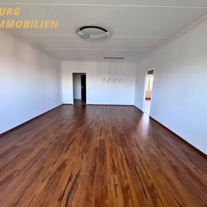 FAMILIENHIT | Großzügige 3-Zimmer-Wohnung im 7. Stock mit Loggia und Panoramablick - Bild 2