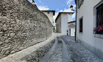 HISTORISCHES HAUS IN CIVIDALE DEL FRIULI MIT GARTEN UND PANORAMABLICK