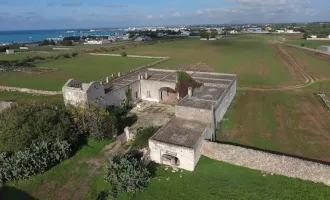 BAUERNHAUS IN PORTO CESAREO