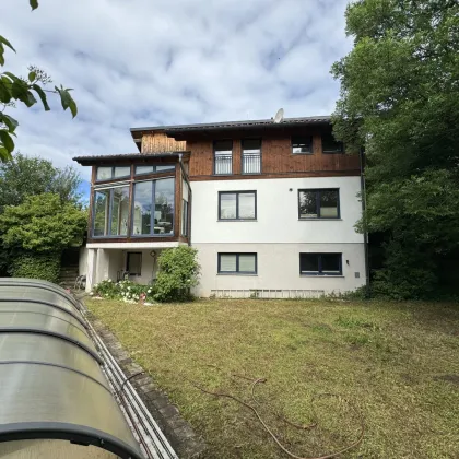 Einfamilienhaus mit Büro, 2 Terrassen und hochwertiger Ausstattung & Pool in Gablitz - Bild 2