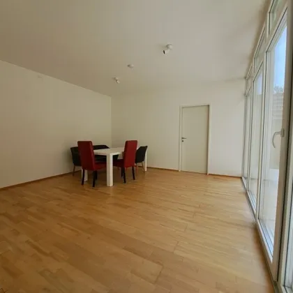 Anleger aufgepasst: Sehr gut vermietete 4-Zimmer-Erdgeschosswohnung mit großer Terrasse - Bild 3