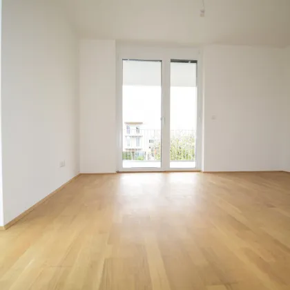 Reduziert! Bezaubernde Erstbezug-Wohnung in zentraler Lage - 3 Zimmer, riesen Sonnenbalkon und Terrasse, Tiefgarage - Luxus-Neubauprojekt MITTEN in Graz! - Bild 2