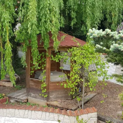 Ein Wohnhaus mit Potenzial für vielseitige Wohnbedürfnisse-alles unter einem Dach- großer Garten und Terrasse - Bild 3