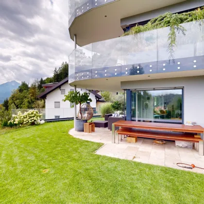 TRAUMHAFTE GARTEN-MAISONETTE! Eleganz, Panoramaaussicht mit Stadtblick und unvergleichlicher Komfort! 360° Video-Rundgang! - Bild 2